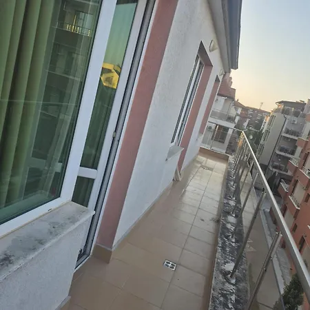 Apartament Ravda *